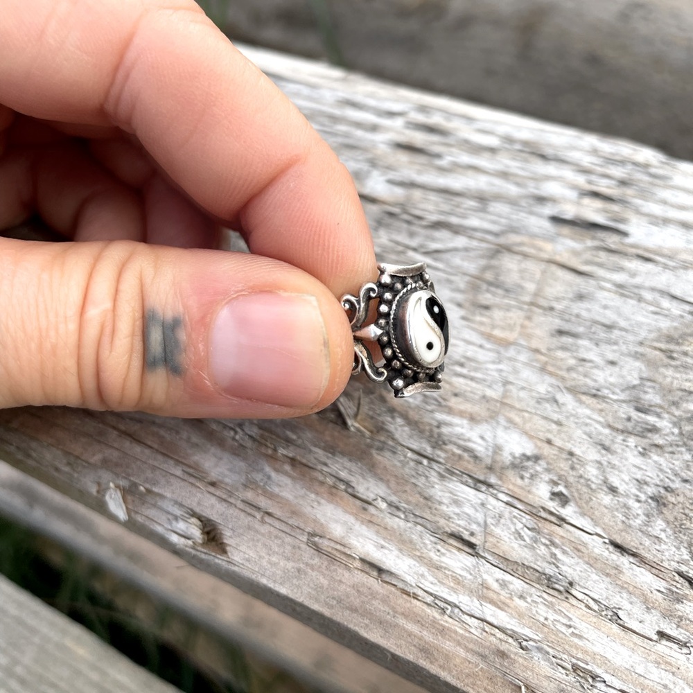 YinYang Sterling Silver Ring - size 4.5